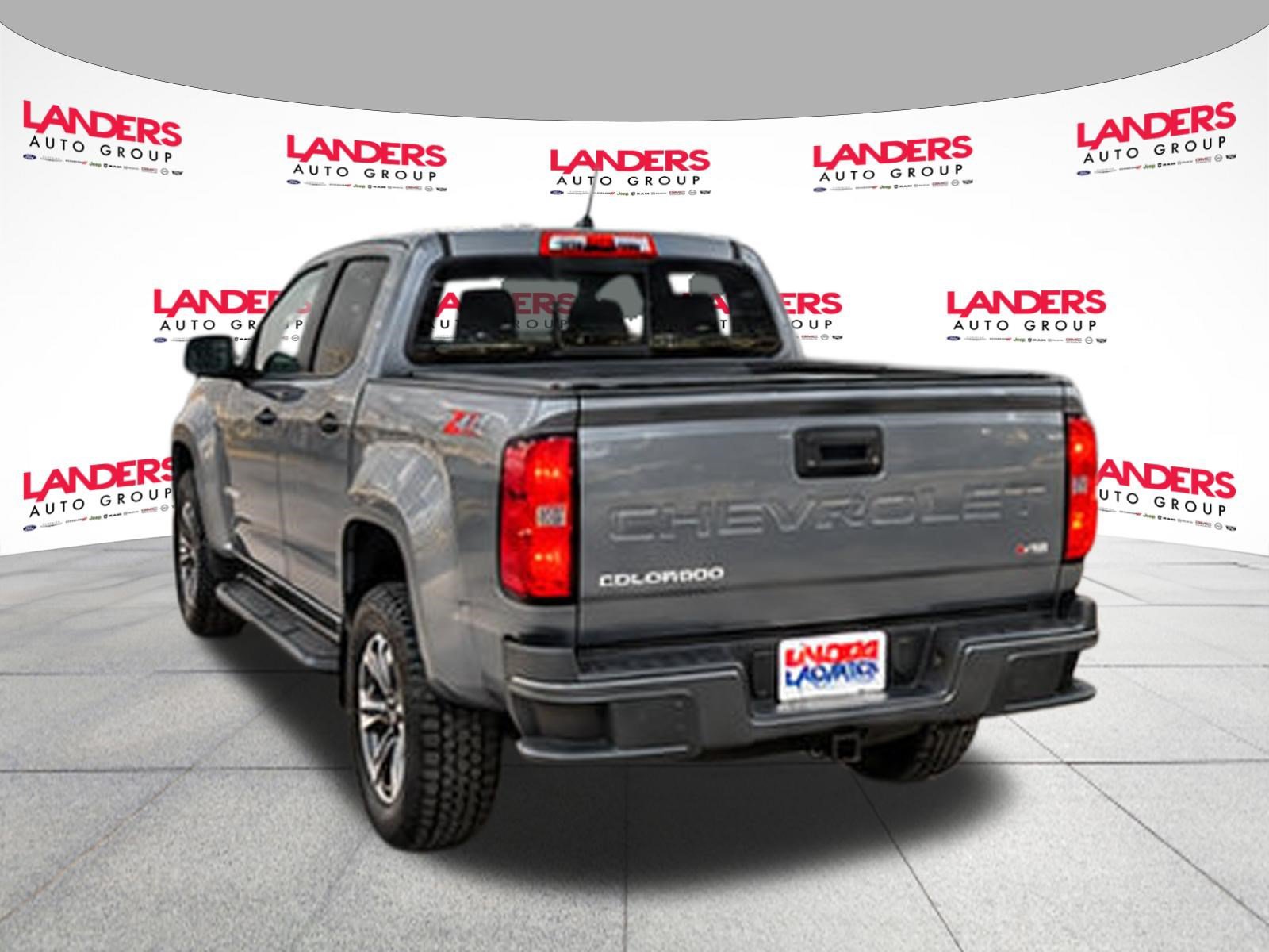 Used 2022 Chevrolet Colorado Z71 AWD/4WD image 7