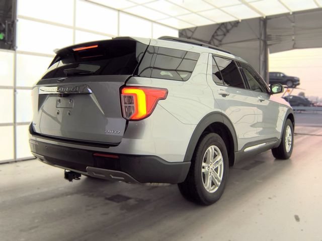 Certified 2022 Ford Explorer XLT w/ Equipment Group 202A AWD/4WD image 10