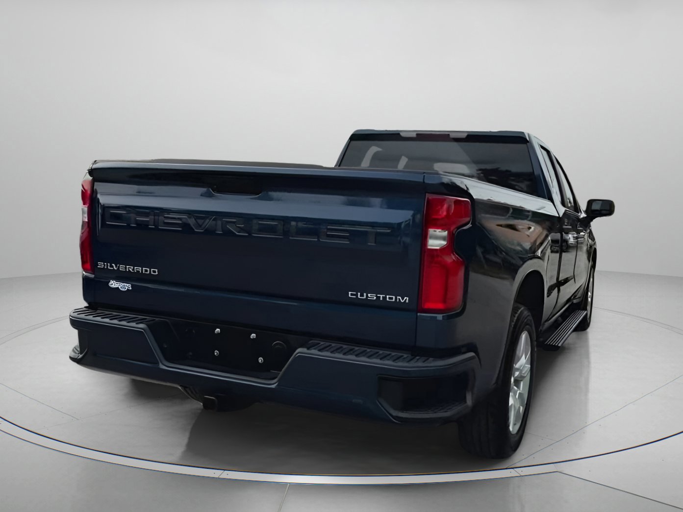 Used 2019 Chevrolet Silverado 1500 Custom w/ Custom Convenience Package image 17