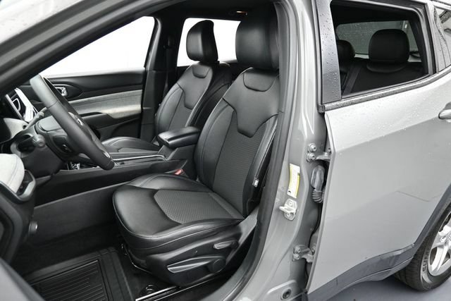 Used 2024 Jeep Compass Latitude AWD/4WD image 10