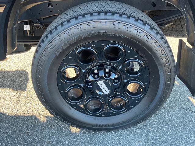 Certified 2024 Ford F250 Lariat w/ Black Appearance Package image 21