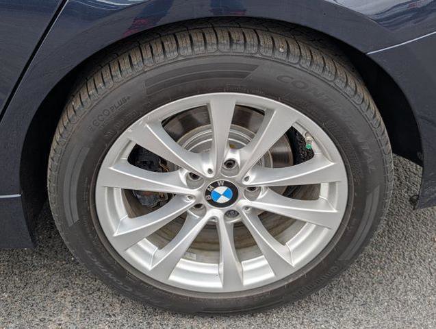 Used 2017 BMW 320i Sedan image 10