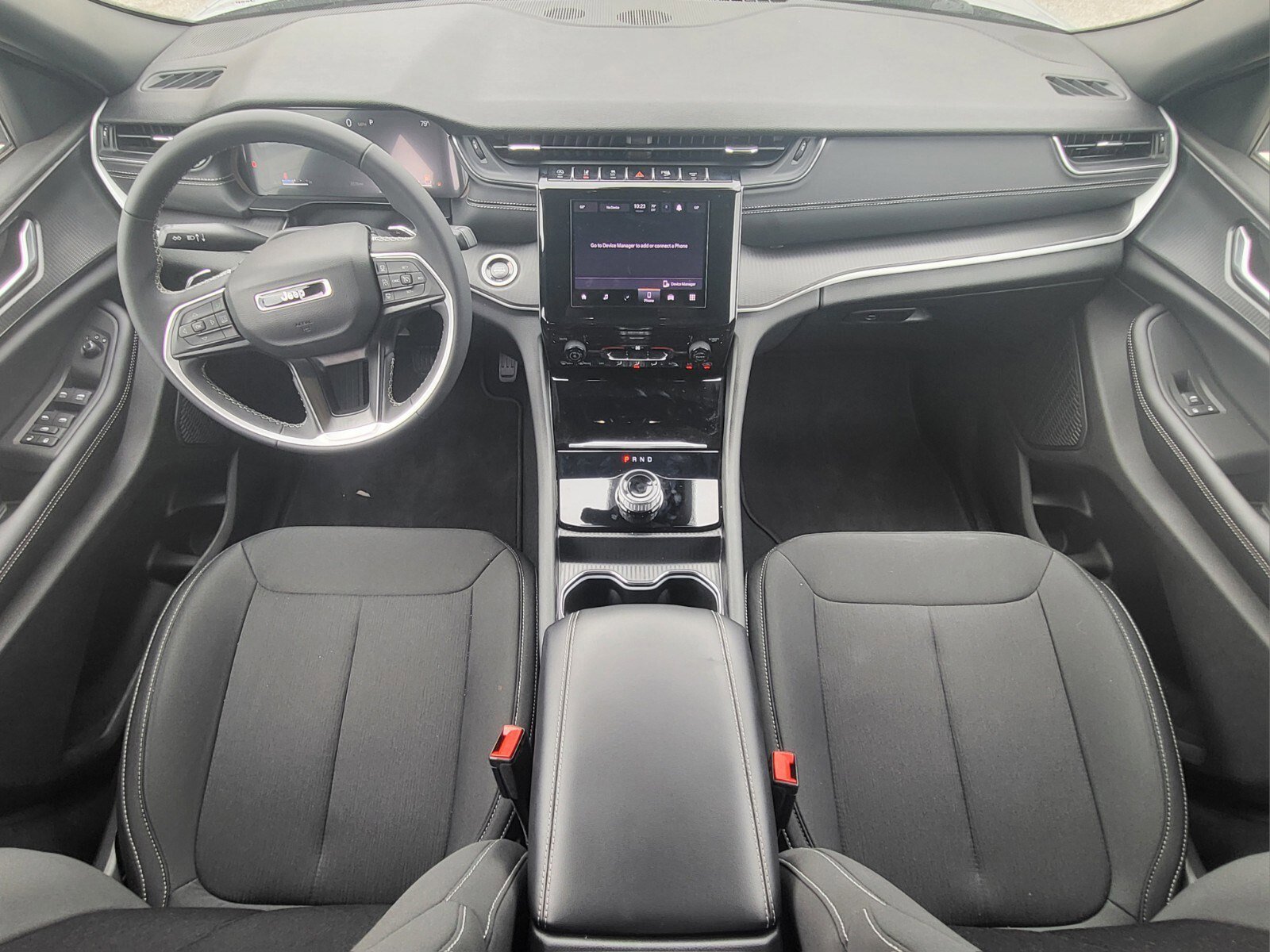 Used 2025 Jeep Grand Cherokee L Laredo image 13