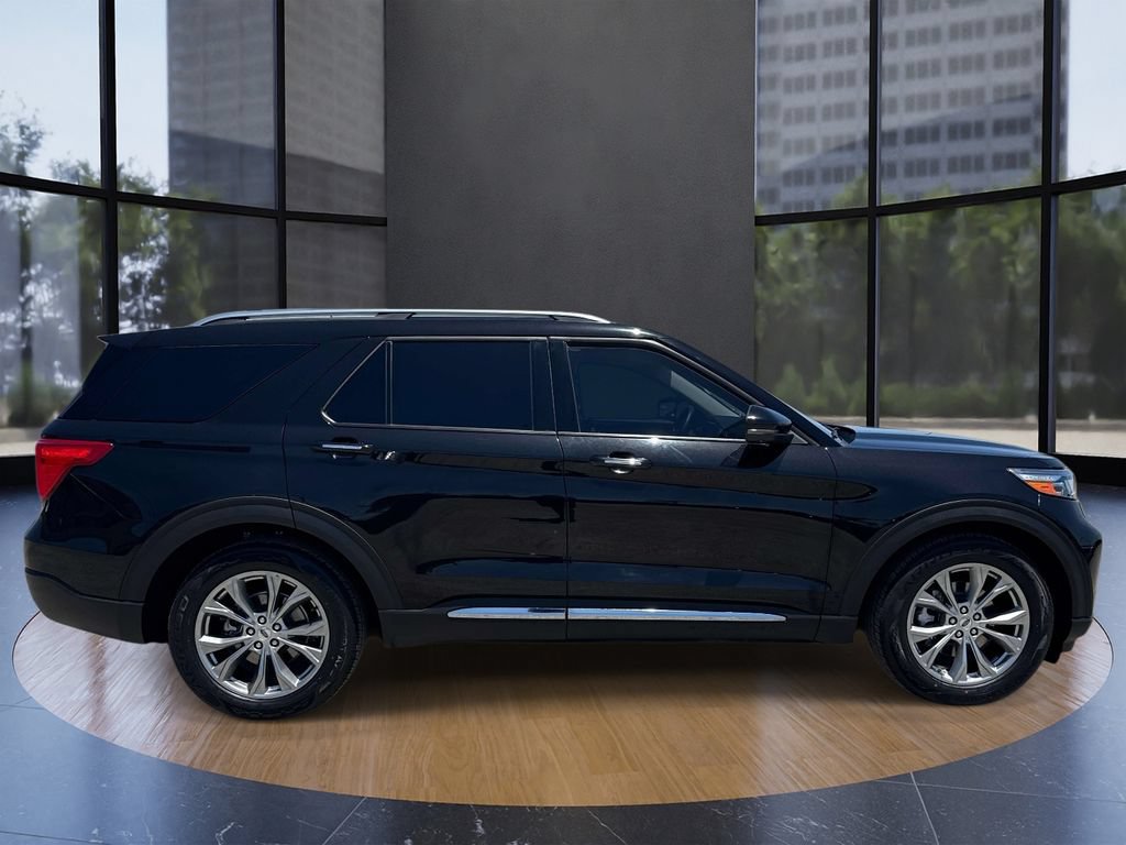 Certified 2022 Ford Explorer Limited w/ Equipment Group 301A RWD image 2