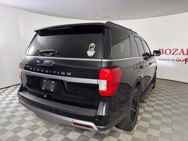 Certified 2024 Ford Expedition XLT RWD image 16