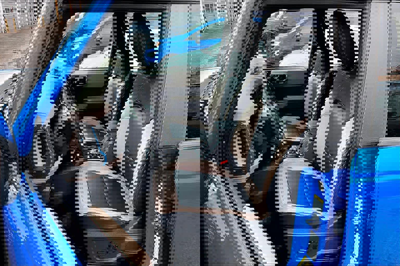 Certified 2023 Ford Bronco Wildtrak image 11