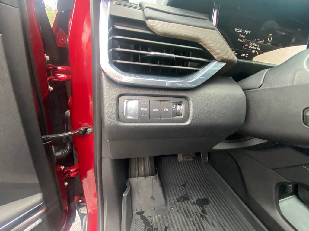 Used 2025 GMC Acadia Denali w/ LPO, Floor Liner Package AWD/4WD image 12