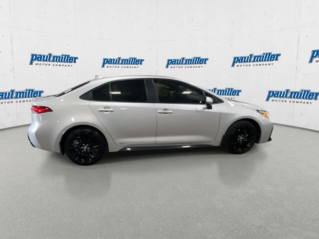 Used 2023 Toyota Corolla SE w/ SE Package AWD/4WD image 12