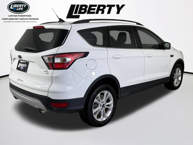 Certified 2018 Ford Escape SE w/ SE Sync 3 Package AWD/4WD image 4