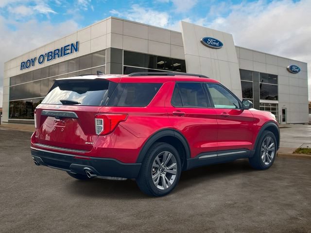 Certified 2023 Ford Explorer XLT w/ Equipment Group 202A AWD/4WD image 5