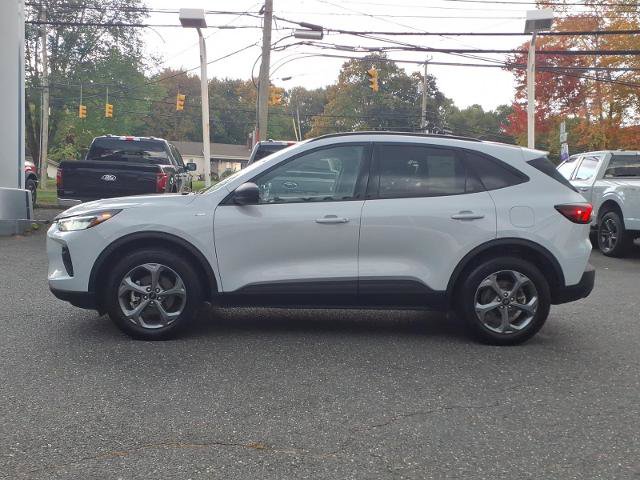 Certified 2026 Ford Escape ST-Line AWD/4WD image 4