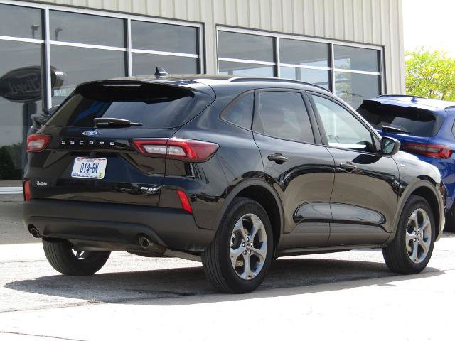 Certified 2025 Ford Escape ST-Line AWD/4WD image 3
