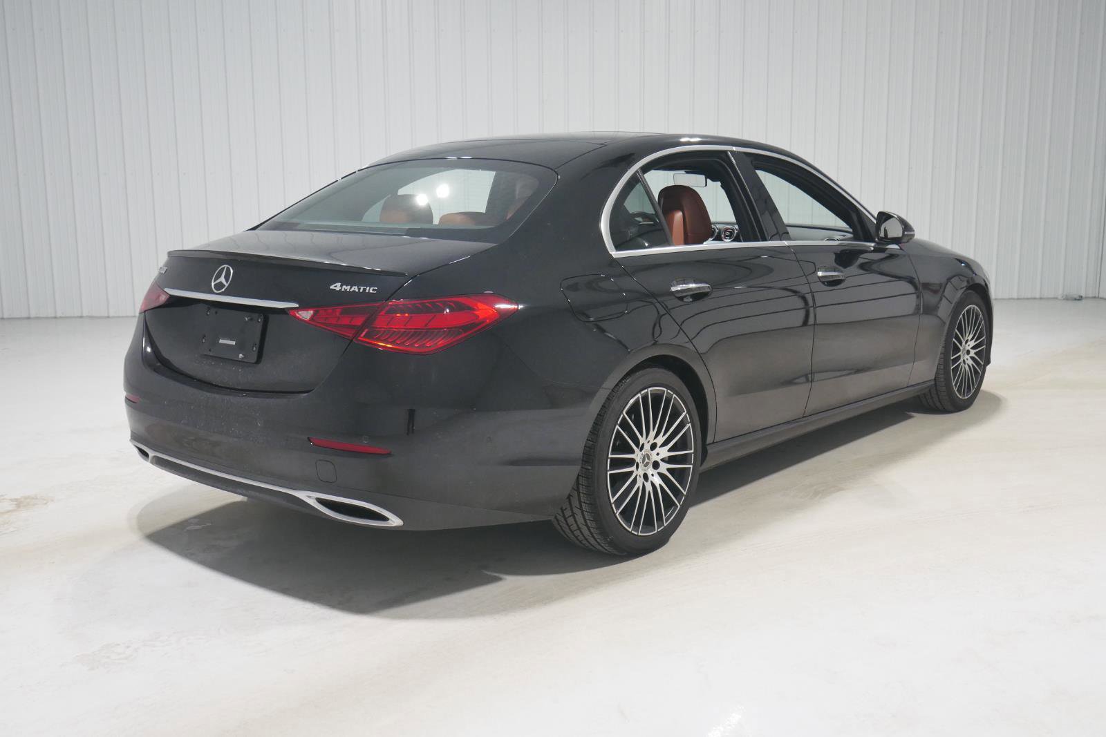 Used 2022 Mercedes-Benz C 300 4MATIC Sedan image 5