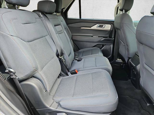 Certified 2025 Ford Explorer Active RWD image 21