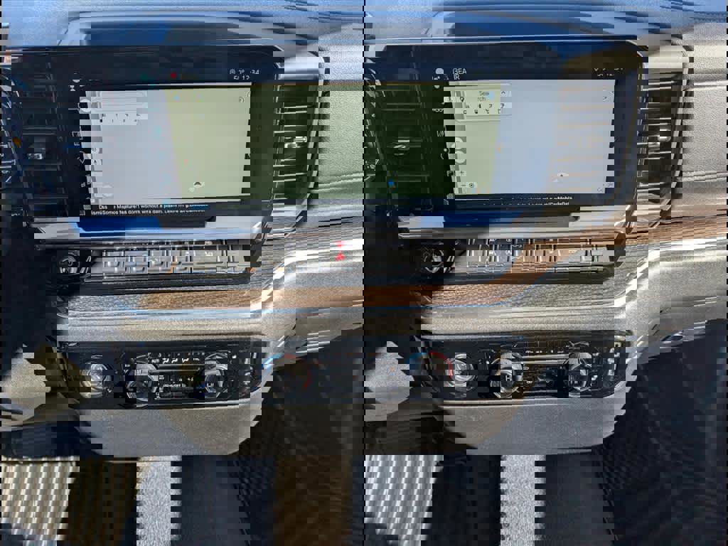 Used 2023 Chevrolet Silverado 1500 LT image 10