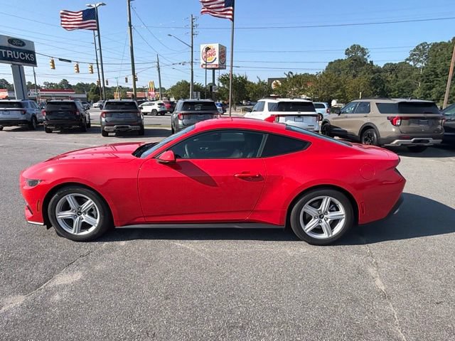 Certified 2026 Ford Mustang Coupe RWD image 4