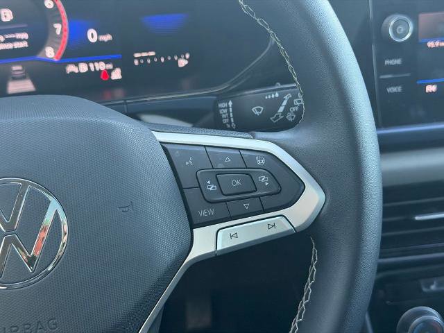 Used 2023 Volkswagen Taos SE AWD/4WD image 17