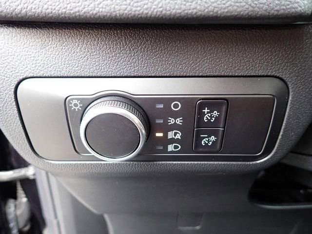 Certified 2025 Ford Escape Active AWD/4WD image 22
