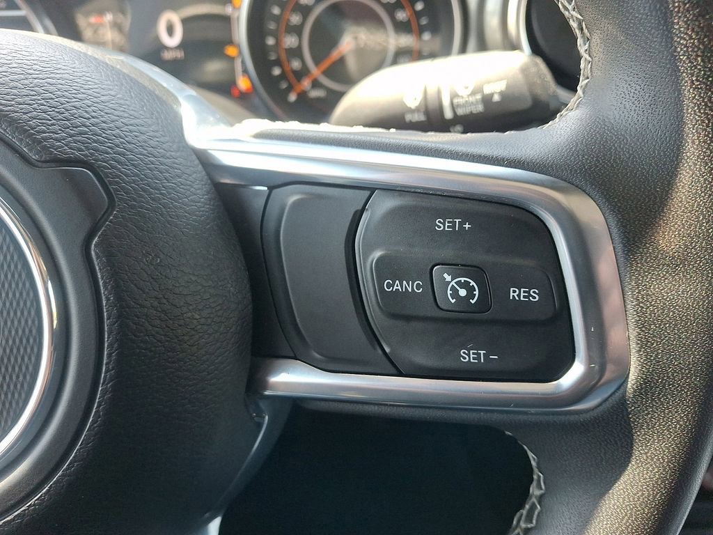 Used 2023 Jeep Gladiator Overland AWD/4WD image 23