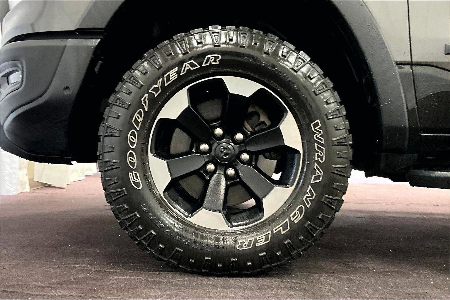 Used 2020 RAM 1500 Rebel image 10