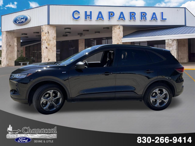 Certified 2025 Ford Escape ST-Line AWD/4WD image 3