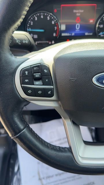 Certified 2023 Ford Explorer XLT w/ Equipment Group 202A image 9
