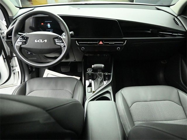 Used 2024 Kia Niro EX image 38