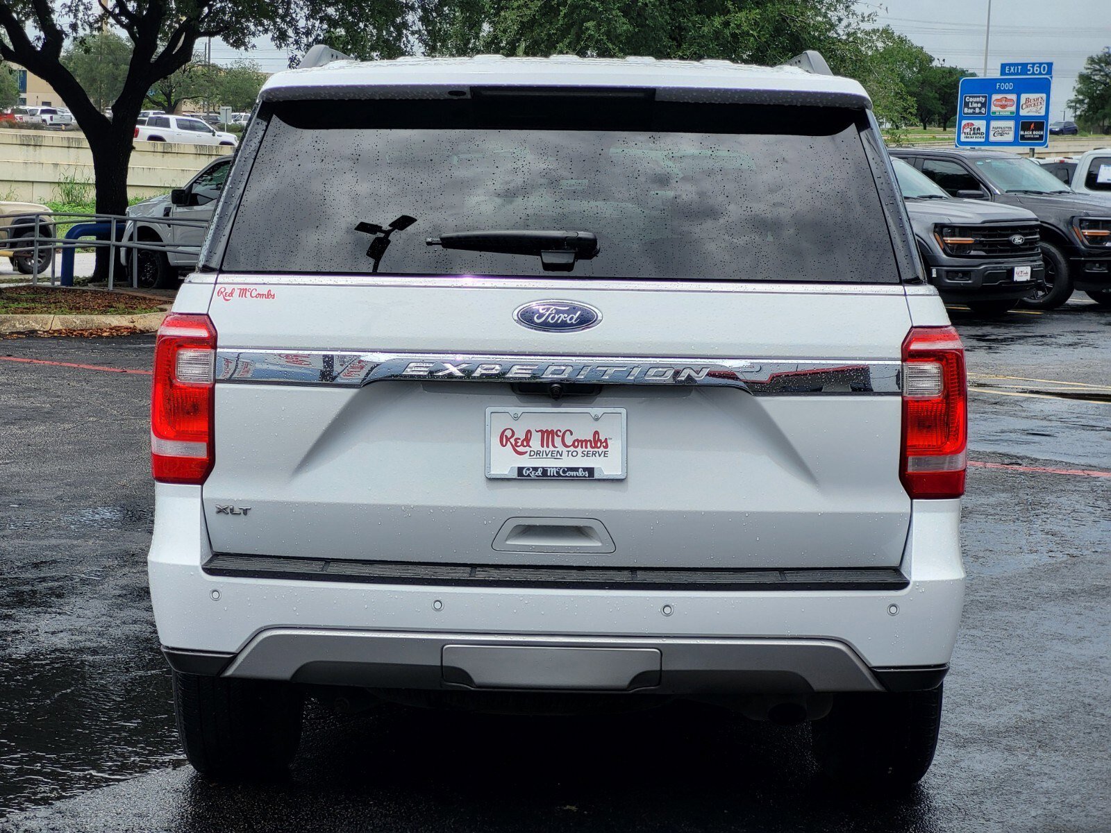 Certified 2021 Ford Expedition XLT RWD image 5