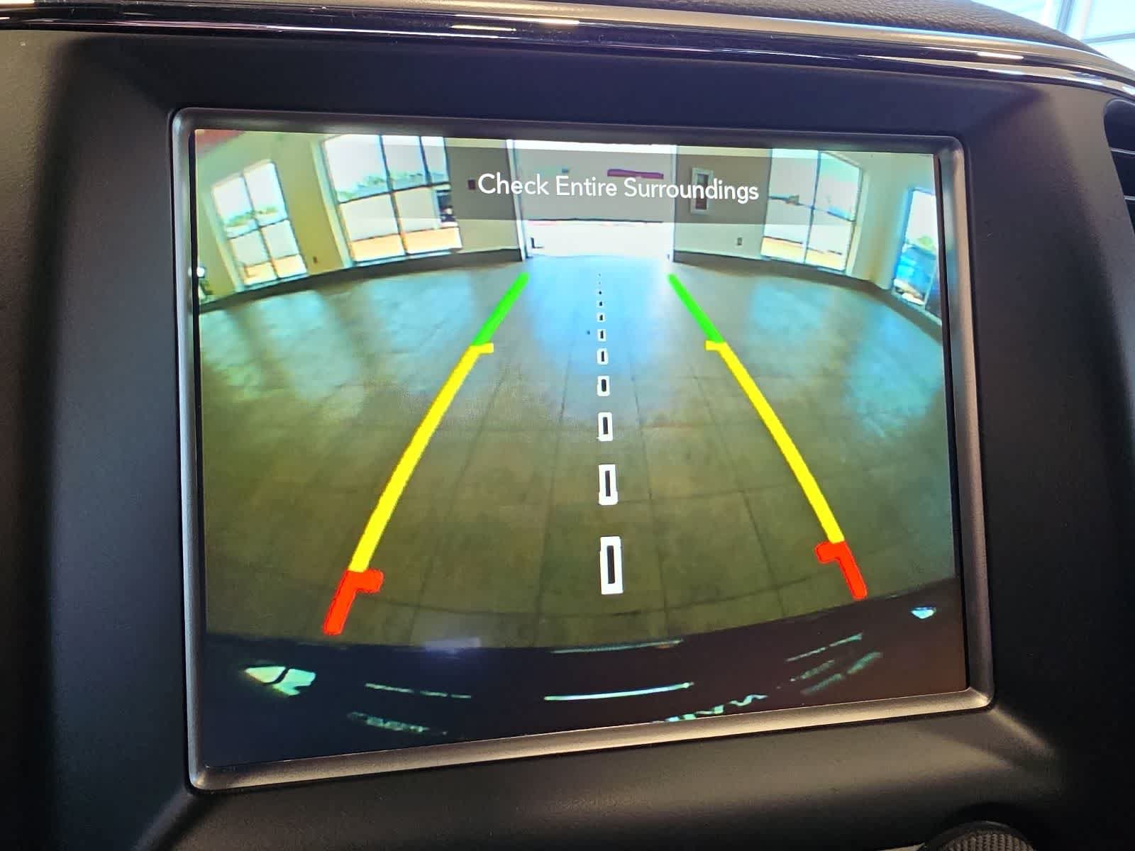 Used 2018 Jeep Grand Cherokee Altitude AWD/4WD image 29