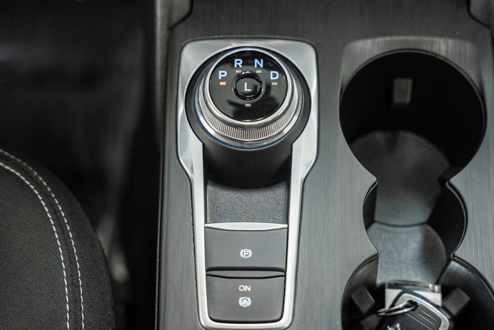 Certified 2025 Ford Escape Active image 25