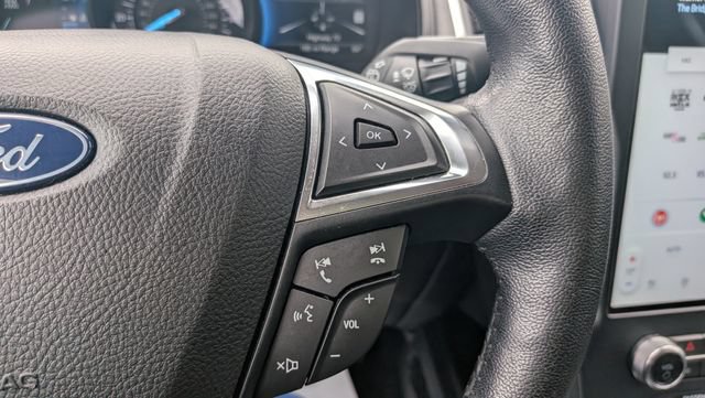 Certified 2023 Ford Edge Titanium AWD/4WD image 26