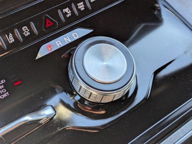 Used 2024 Jeep Wagoneer Series II image 28