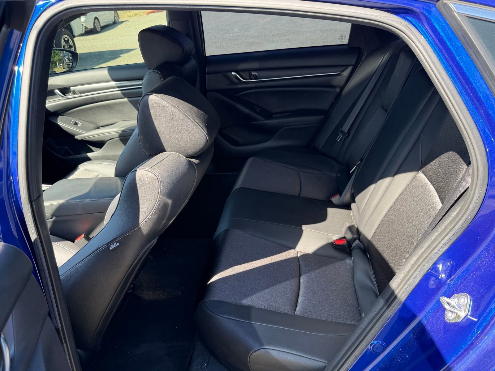 Used 2020 Honda Accord Sport image 11