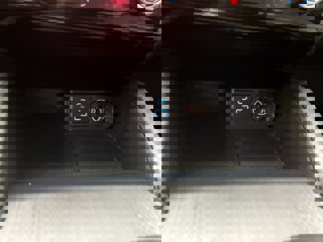 Certified 2022 Ford Escape SE w/ Cold Weather Package image 30