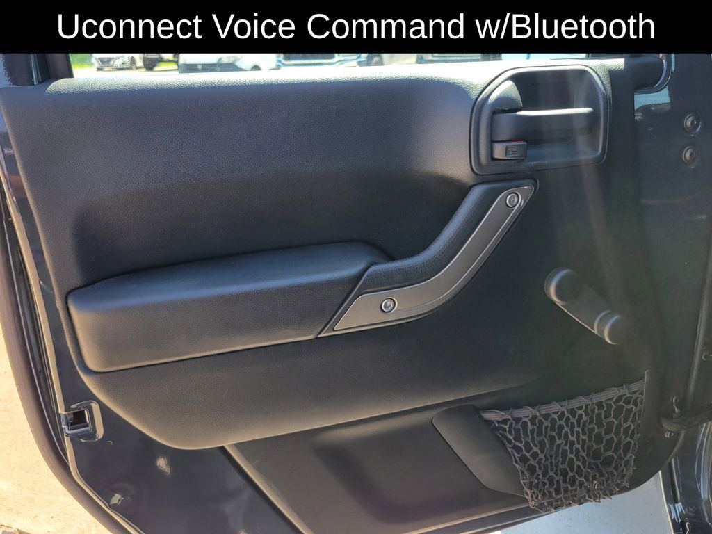 Used 2017 Jeep Wrangler Unlimited Sport w/ Connectivity Group AWD/4WD image 18