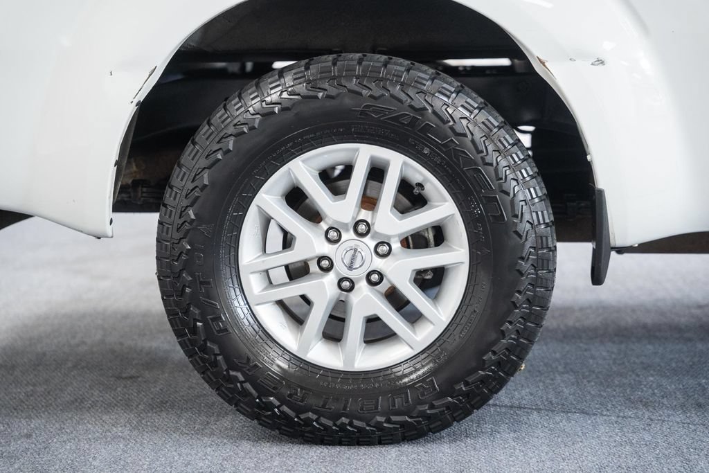Used 2021 Nissan Frontier SV RWD image 14