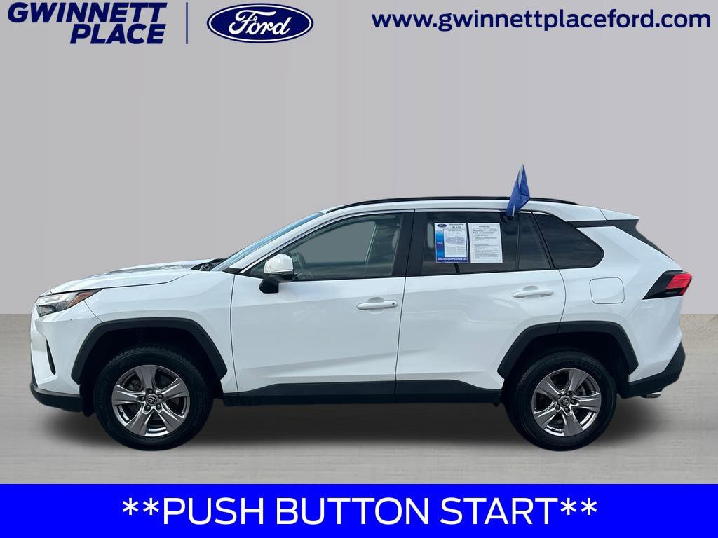Used 2024 Toyota RAV4 XLE FWD image 9