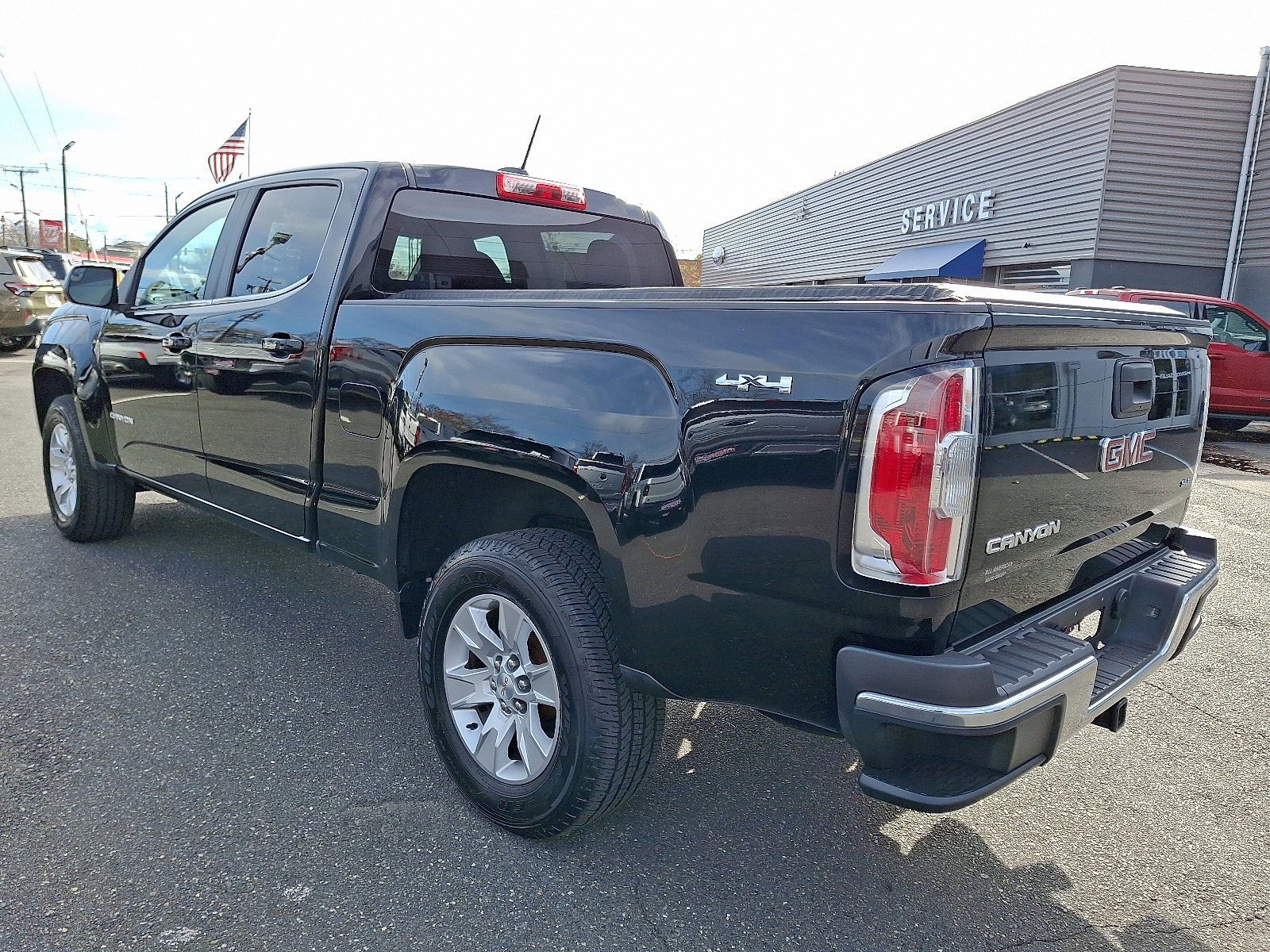 Used 2017 GMC Canyon SLE w/ Trailering Package image 7