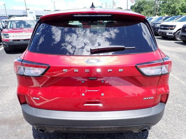 Certified 2022 Ford Escape SE w/ SE Sport Appearance Package AWD/4WD image 6