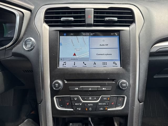 Certified 2017 Ford Fusion SE w/ Equipment Group 201A AWD/4WD image 5
