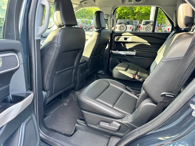 Certified 2023 Ford Explorer XLT w/ Equipment Group 202A AWD/4WD image 36