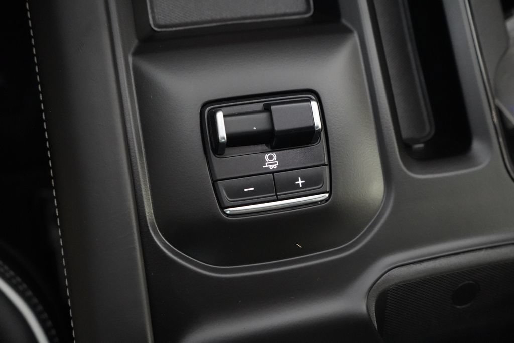 Used 2024 GMC Sierra 2500 AT4X AWD/4WD image 53