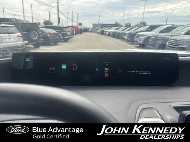 Certified 2025 Ford Expedition Active AWD/4WD image 13