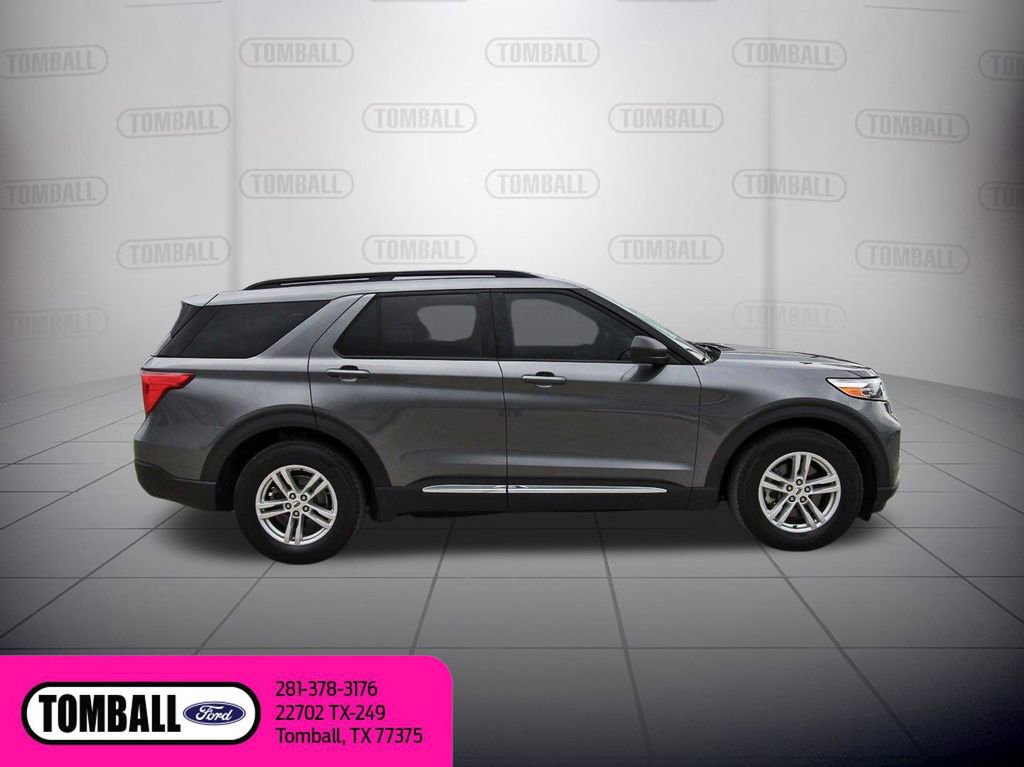 Certified 2023 Ford Explorer XLT w/ Equipment Group 202A RWD image 6