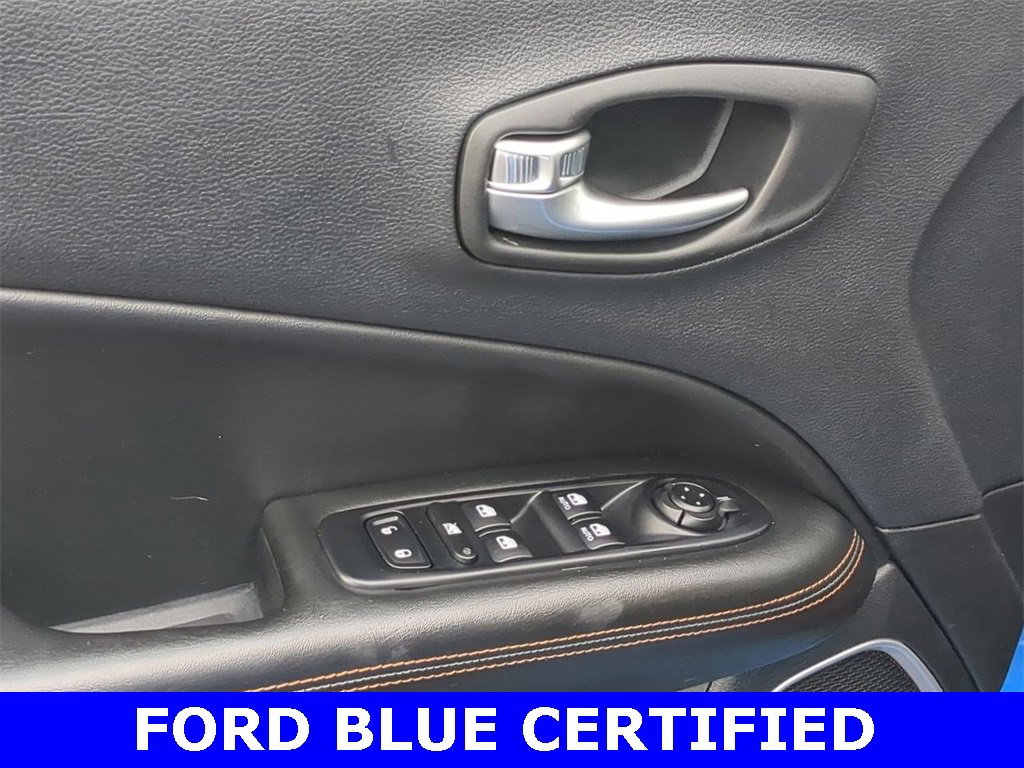 Used 2019 Jeep Compass Limited image 10