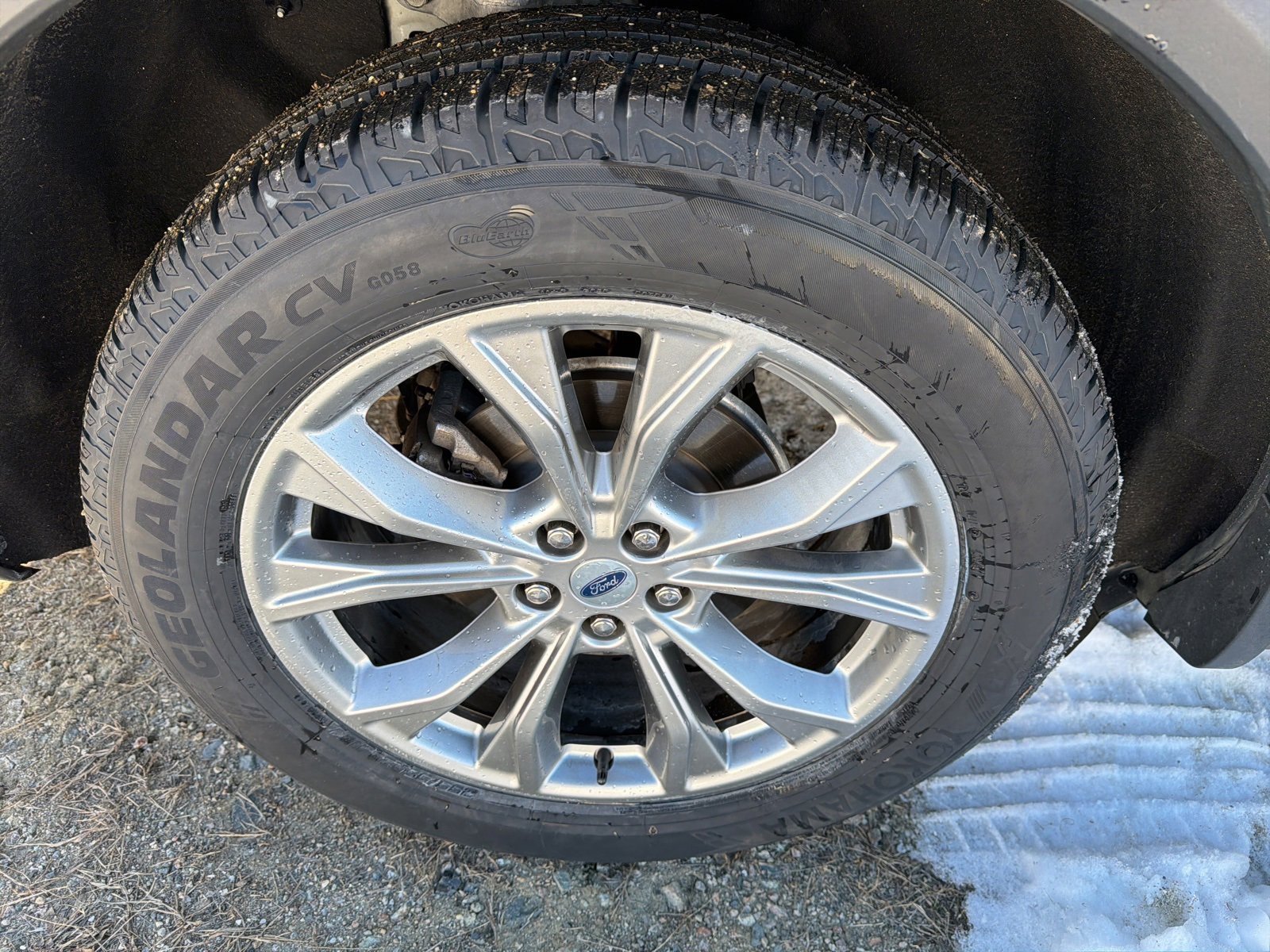 Certified 2022 Ford Explorer XLT w/ Equipment Group 202A image 9