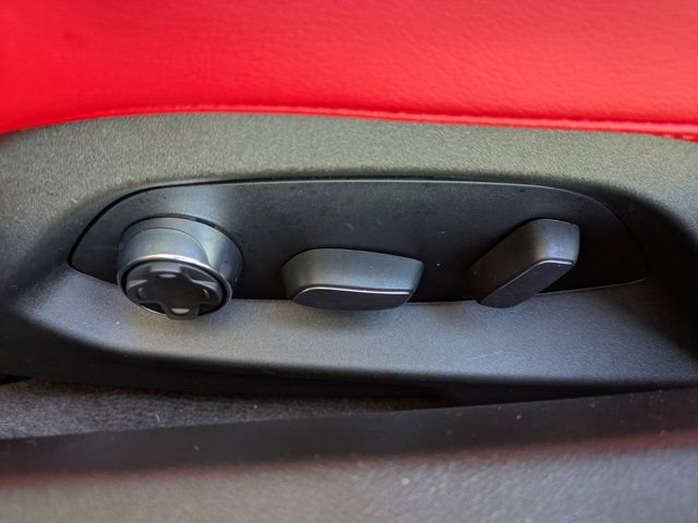 Used 2023 Chevrolet Corvette Stingray w/ Z51 Performance Package image 18