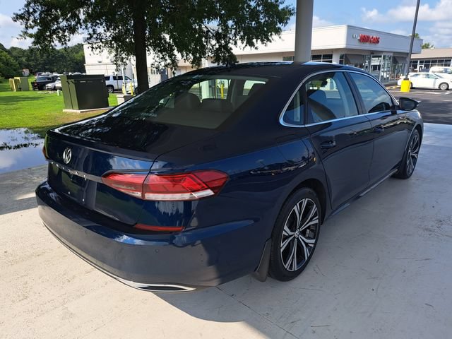 Used 2020 Volkswagen Passat 2.0T SEL FWD image 6