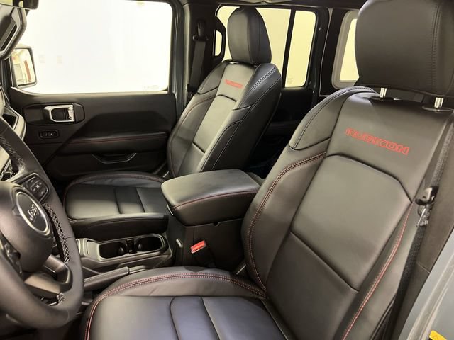 Used 2025 Jeep Wrangler Unlimited Rubicon AWD/4WD image 7