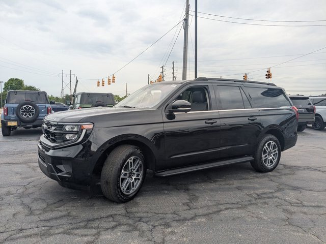Certified 2025 Ford Expedition Max Active AWD/4WD image 4